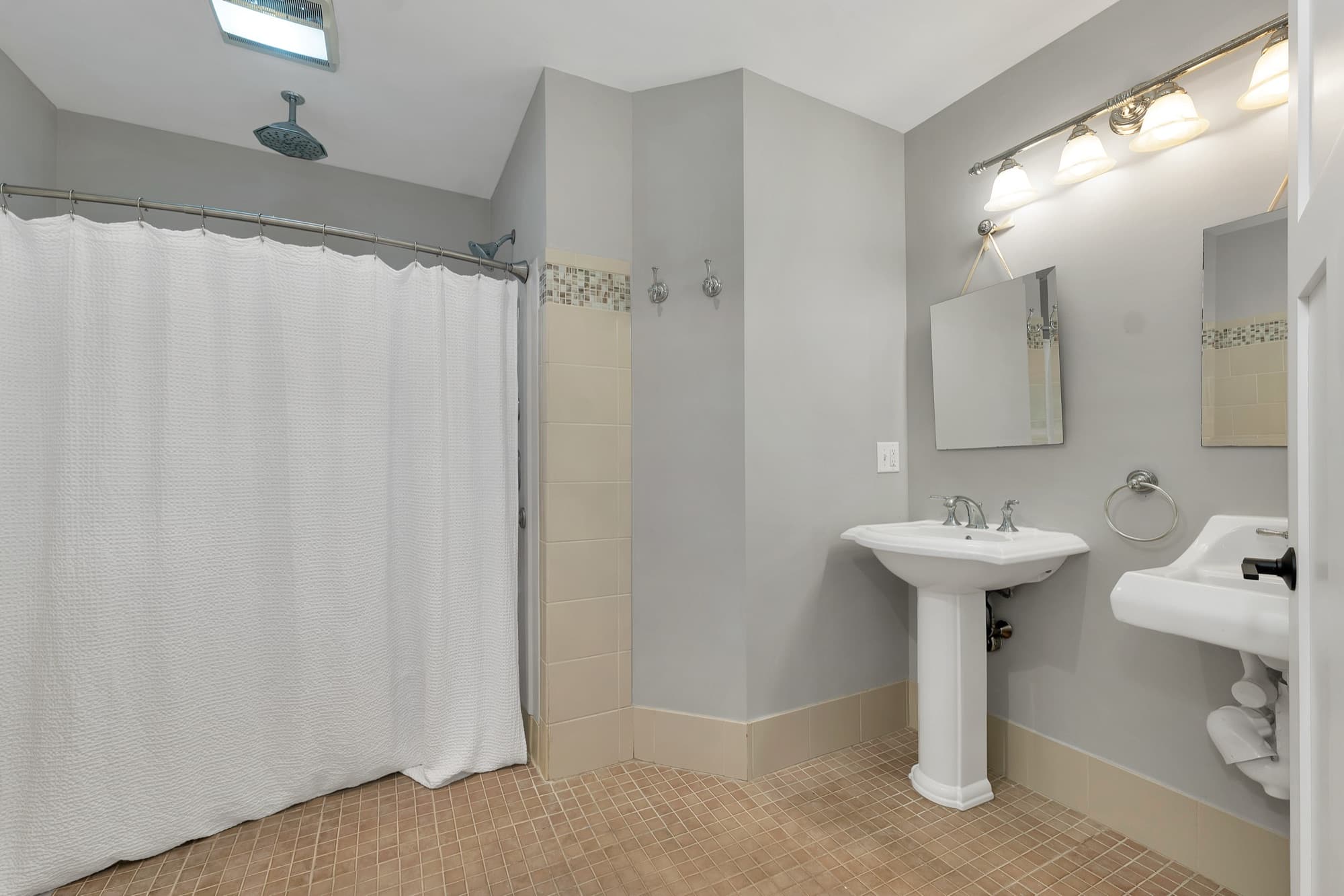 Full bath on the first floor